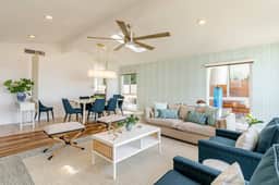 Bay Park Beauty: 4BR Retreat + Stunning Bay Views - Image 5