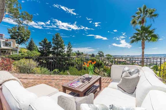 Mission Hills 3BR • Panoramic Views & Sunsets - Image 1